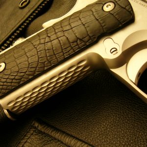 NIGHTHAWK CUSTOM COLT COMBAT ELITE 1911 GRP GATOR GRIPS/HOLSTER ++